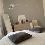 Olga Nel Centro Storico Di Интра