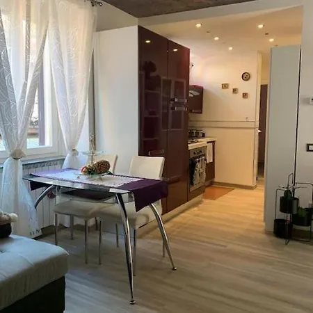 Apartament Olga Nel Centro Storico Di Intra