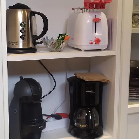 Olga Nel Centro Storico Di Intra